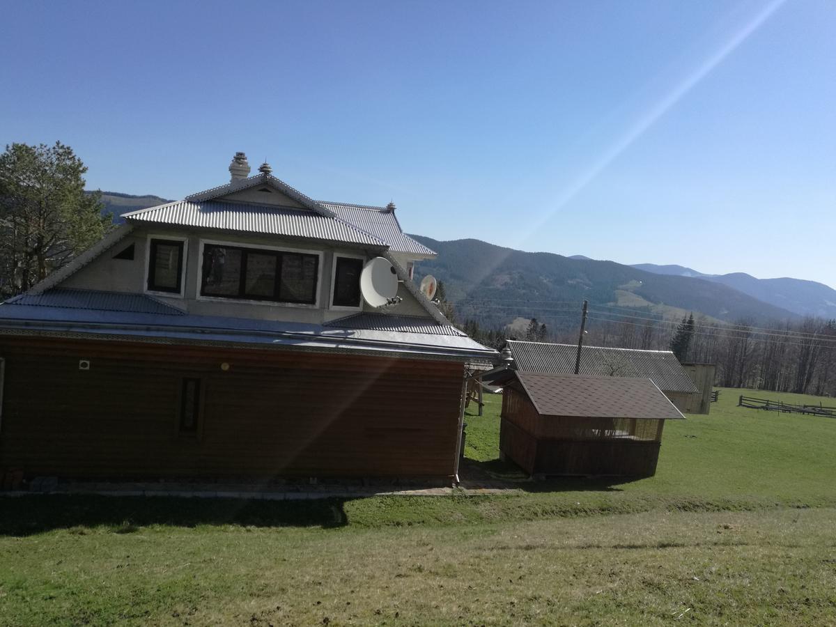 Gutsulska Oselya Villa Krivopol'ye Exterior photo